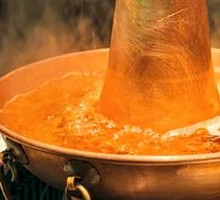 Mountain Spring Clear Soup Pot