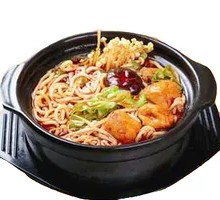 Braised Rice Noodles in Clay Pot