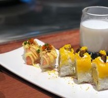 Golden Foie Gras Roll