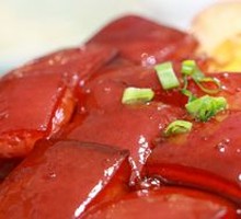 Braised Pork Belly in Purple Clay Pot