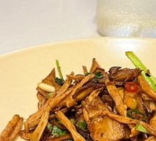 Dry-Fried Mixed Mushrooms
