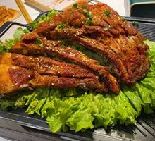Ancient-style roasted lamb ribs