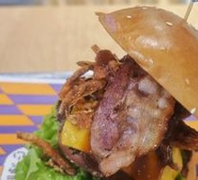 Fruitwood Smoked Bacon Cheese Burger