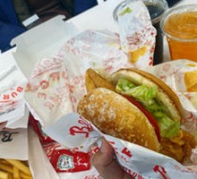Signature Crispy Chicken Burger