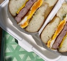 Lemon Pork Bagel Sandwich