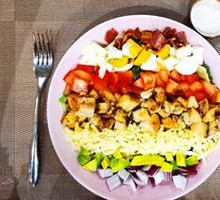 Classic American Cobb Salad