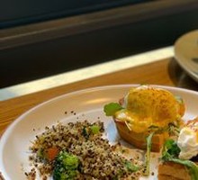 Eggs Benedict