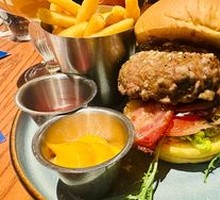 Juicy Cheese Beef Burger