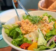 Smoked Salmon Salad