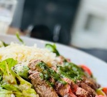 Gaga Premium Grain-Fed Angus Beef Salad