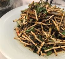 Sour Cabbage with Fish Mint