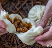 Shiitake Mushroom and Pork Cubes Dumpling