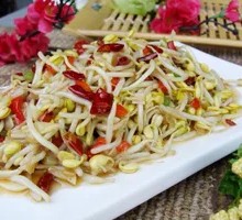 Sour Stir-Fried Mung Bean Sprouts