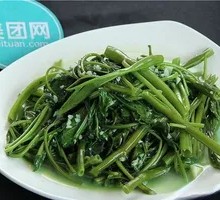 Garlic Stir-Fried Water Spinach