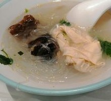 Fried Tofu Wrapped in Bean Curd Sheets with Vermicelli Soup
