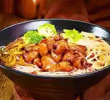 Old-Simmered Intestine Noodles