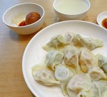 荠菜肉水饺