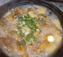 Sliced Pork in Hot Pot Rice Noodles