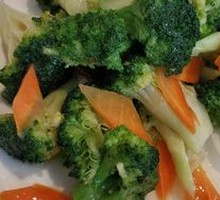 Clear Soup Steamed Broccoli