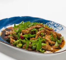 Stir-Fried Wheat Gluten with Green Pepper