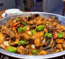 Farmhouse Young Rooster