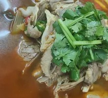 Sour Cabbage Beef Brisket