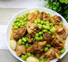 Stewed Chicken with Green Soybeans