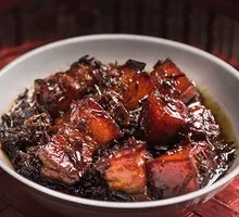 Preserved Vegetable Braised Pork
