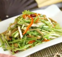 Water Celery Stir-fried with Tofu Skin