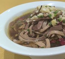 Spicy Stir-fried Pork Kidney Strips