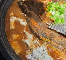 Sauce-flavored Fish in Rice Noodles