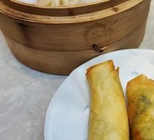 Water Chestnut Shrimp Spring Rolls