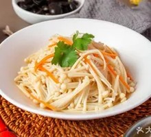 Mixed Enoki Mushrooms