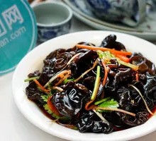 Cold-mixed black fungus