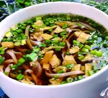 Sour Soup Noodles