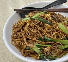 Egg and Pork Noodles Stir-Fry