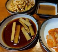 Lettuce Side Dish with Seasoning