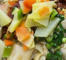 Oil-Poured Hand-Torn Noodles