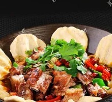 Stewed Pork Ribs in Clay Pot