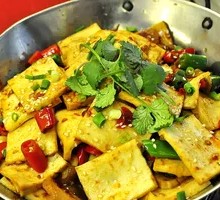 Spicy Pot-Braised Tofu with Leaves