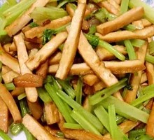 Water Celery with Tofu Skin