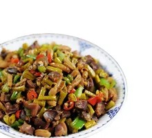 Sour Pickled Beans Stir-fried with Chicken Offal