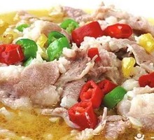 Sour Soup Beef Rolls