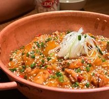 Copper Pot Braised Chicken with Roasted Sugar Glutinous Rice Cake