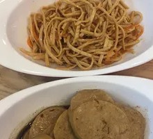 Braised Tofu Skin Chicken