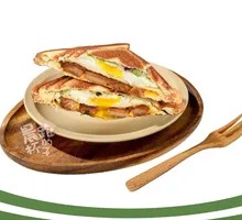 Cheese Teriyaki Chicken Baked Egg Sandwich