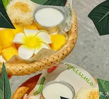 Fresh Mango Coconut Sticky Rice