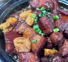 Braised Pork with Quail Eggs