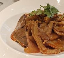 Winter Cabbage and Bamboo Shoots