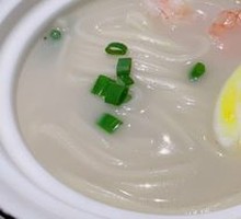 Small Seafood Noodles